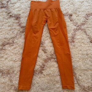 NVGTN Contour Leggings